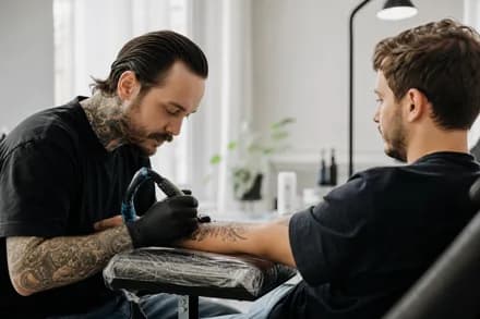 Tatuagem e piercing